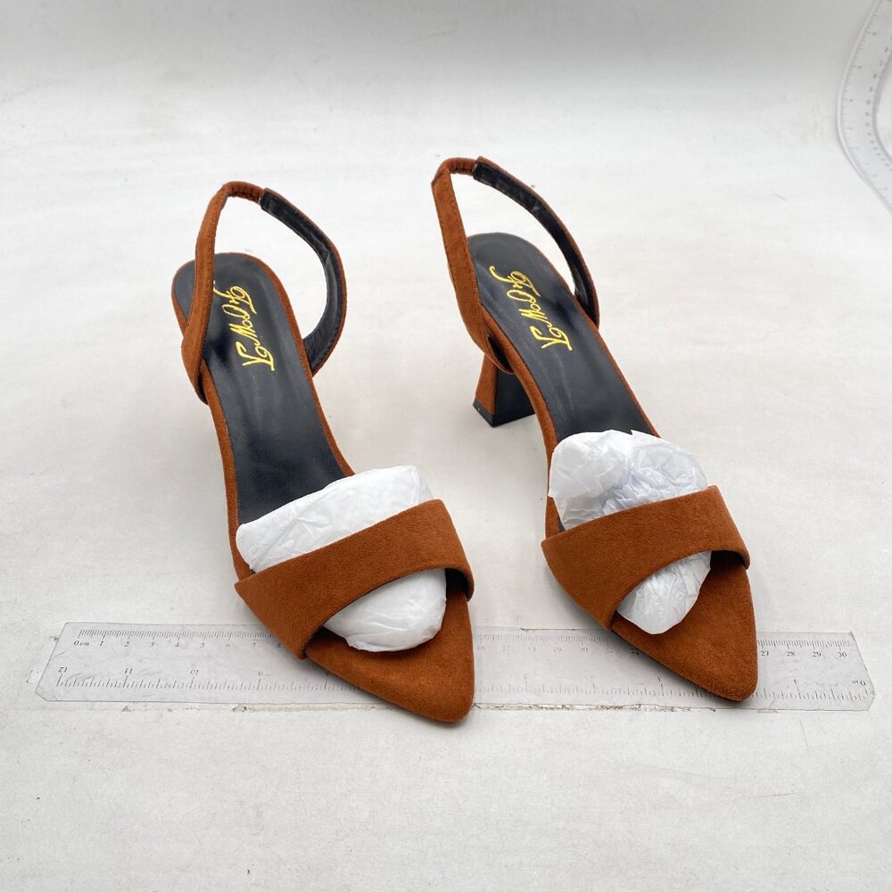 Le Babe Women's Tan Sandals